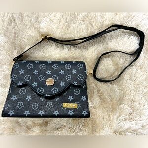 Floral Pattern Cross Body Purse 🌸